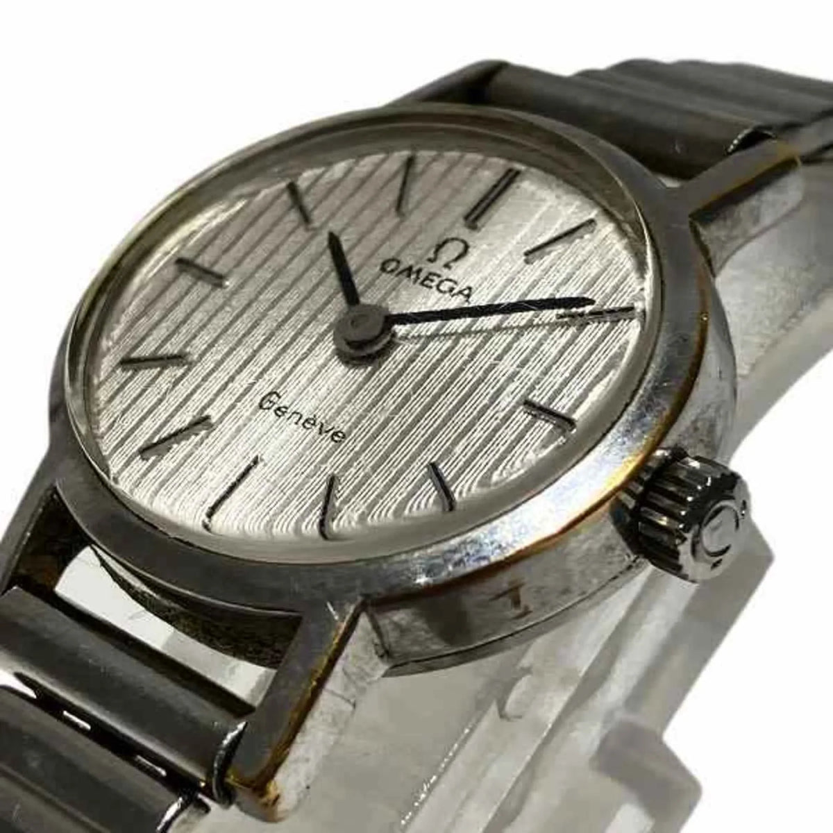 Pre-Owned Omega Geneve manual winding watch ladies (Fair)