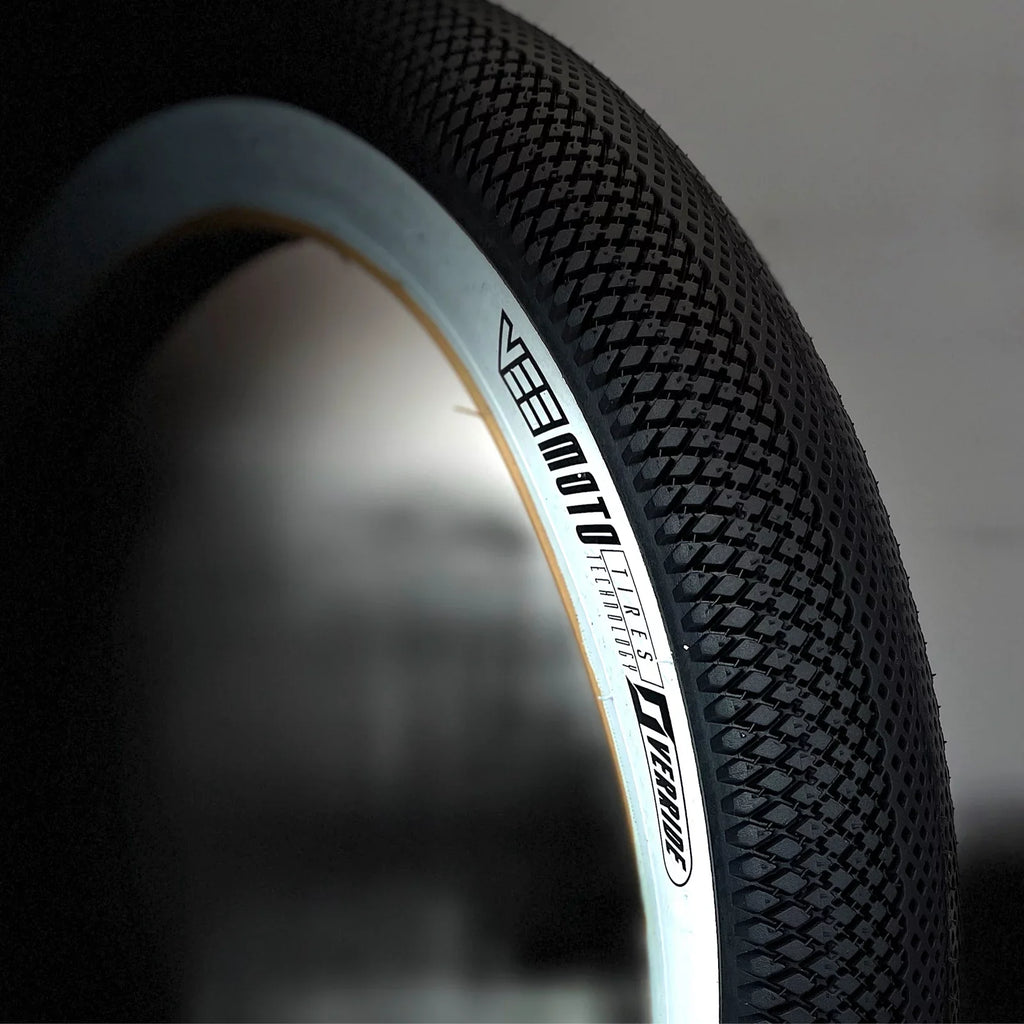 Vee Tire 22x3.0 Bike Tire, Whitewall Speedster E-Bike 50 Capability Compound