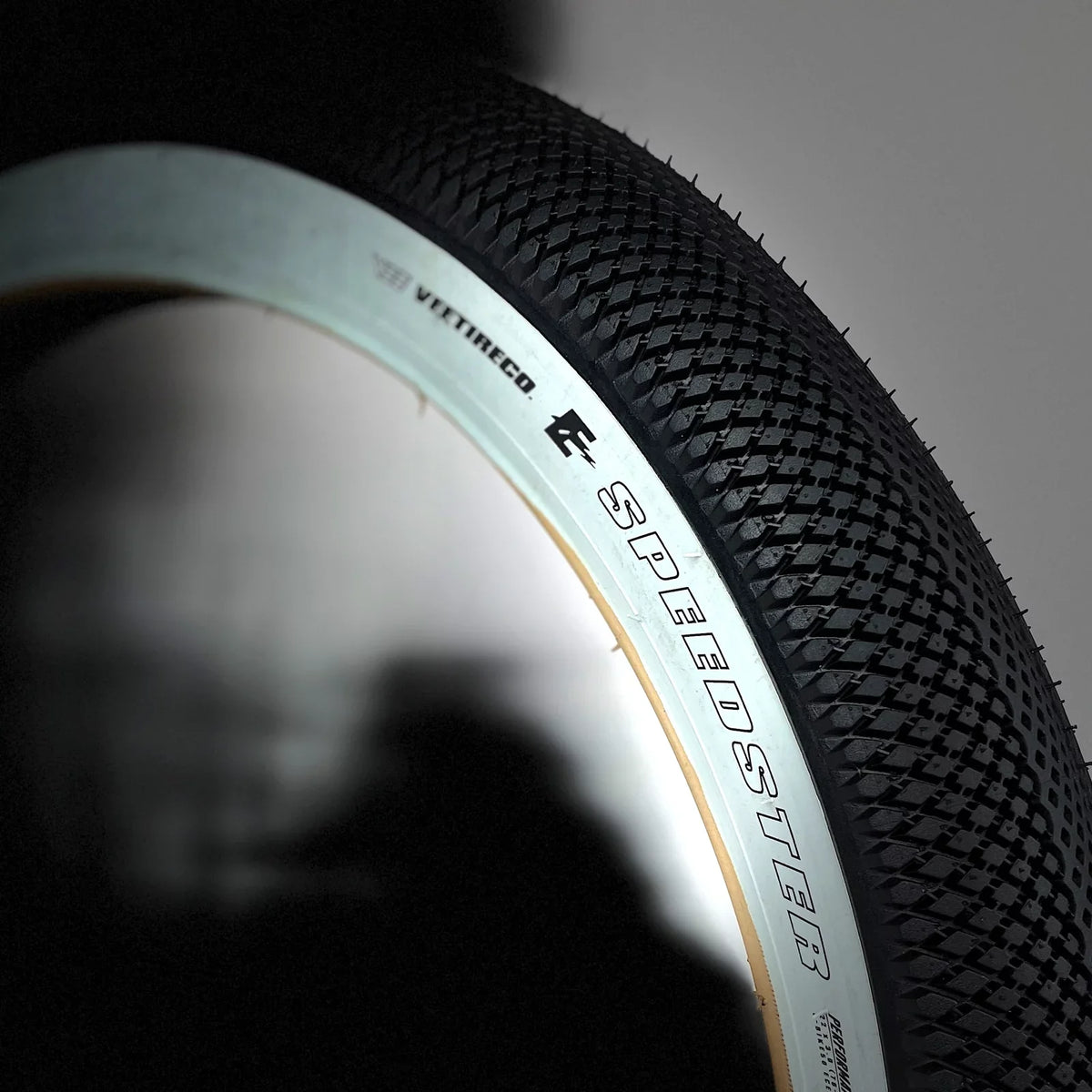 Vee Tire 22x3.0 Bike Tire, Whitewall Speedster E-Bike 50 Capability Compound